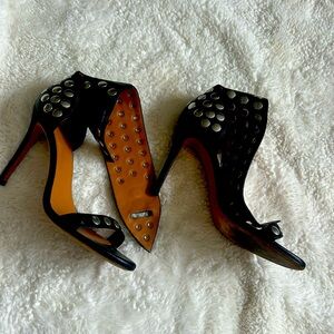 Black heels